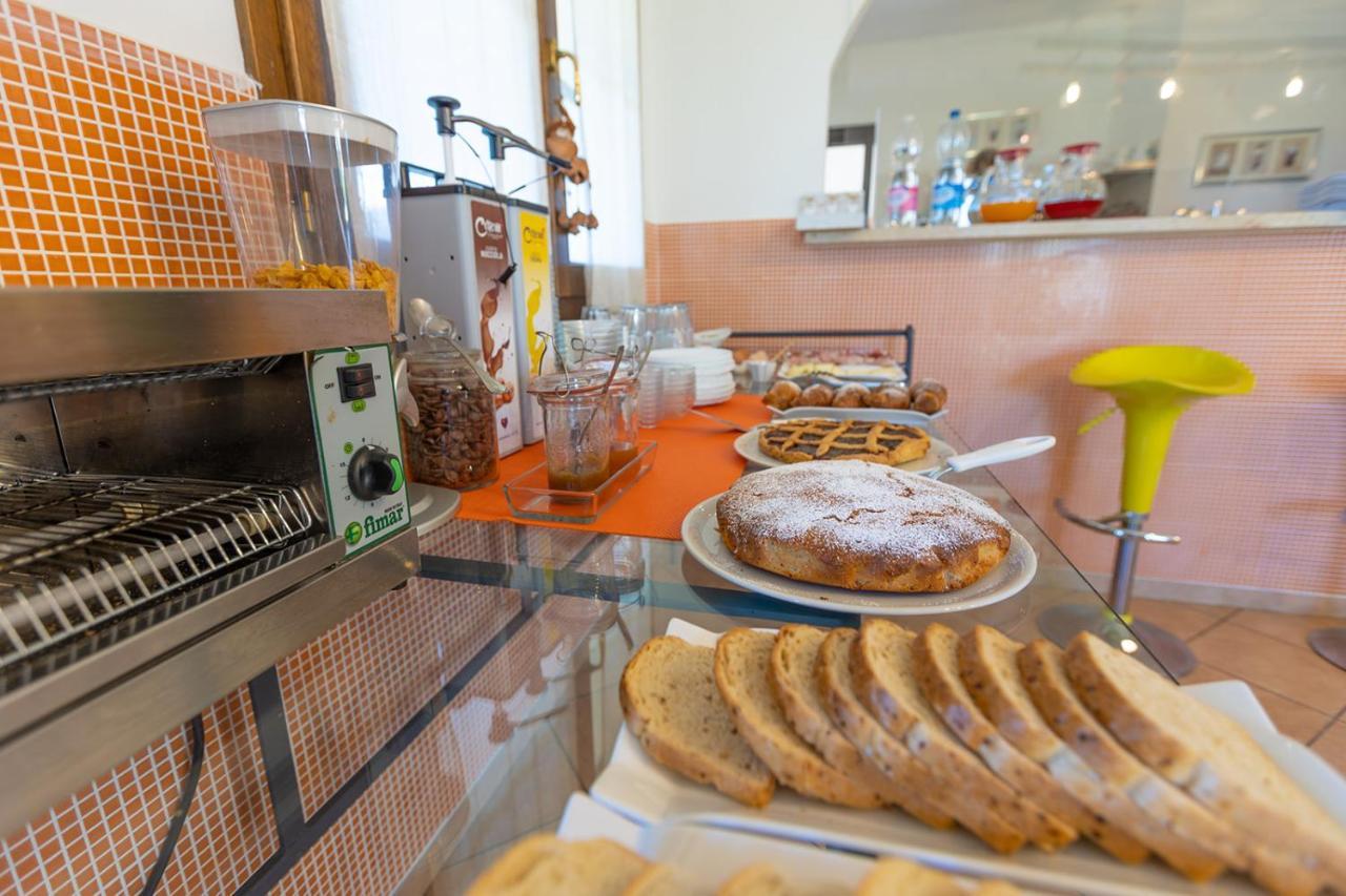 Agriturismo Gli Etruschi Populonia Luaran gambar